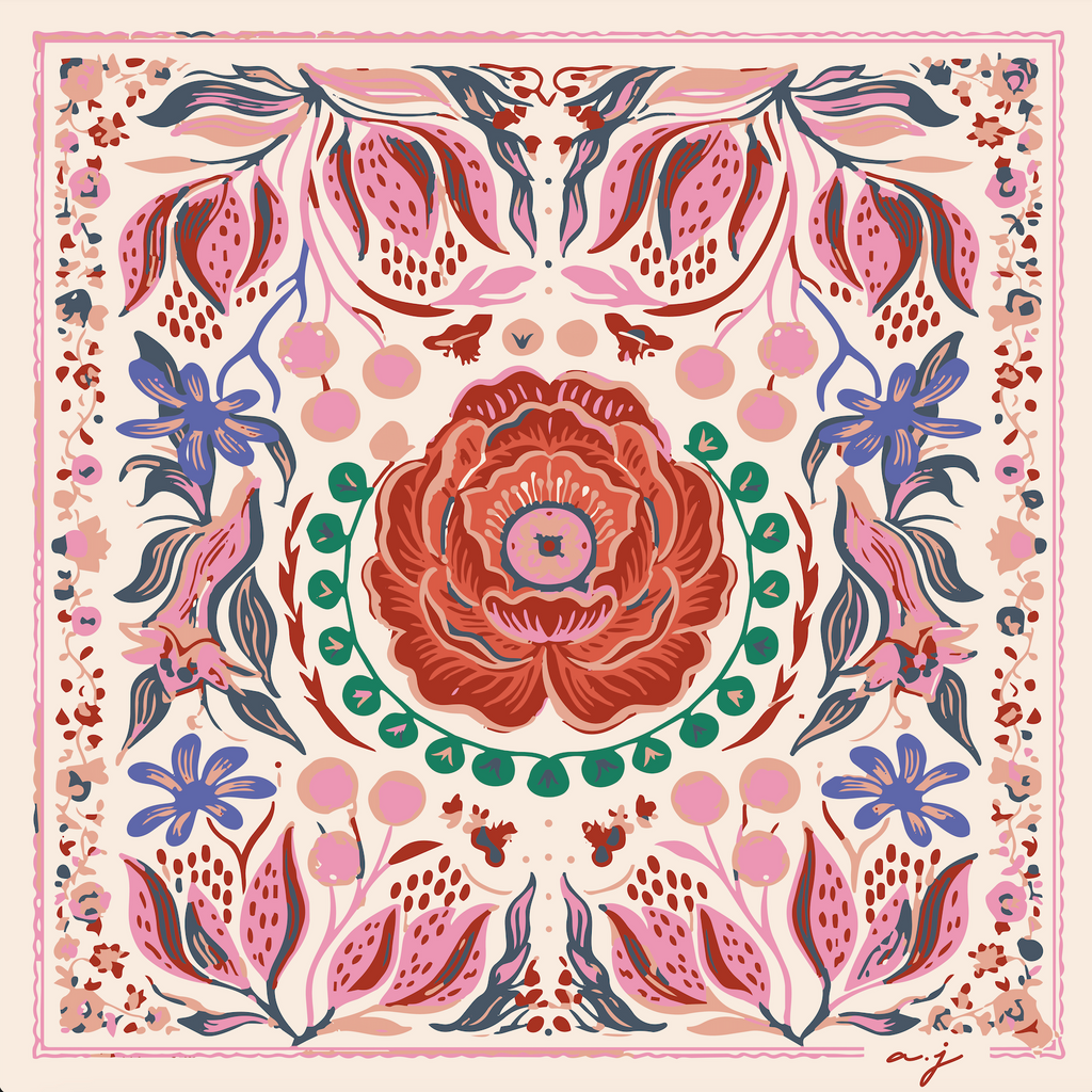 Foulard en soie rose avec motif floral symétrique et fleur centrale, finition roulottée